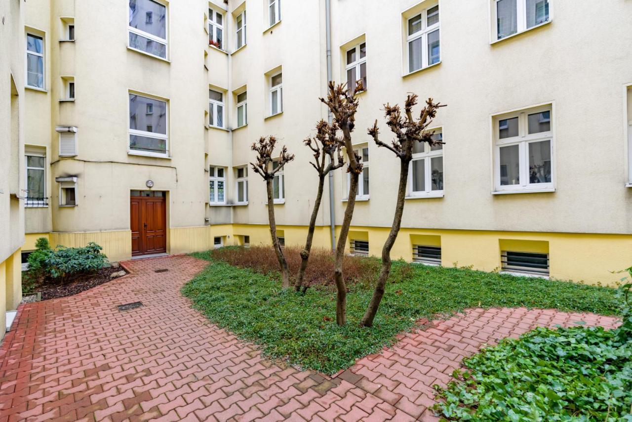 Deluxe Old Town By Renters Appartamento *